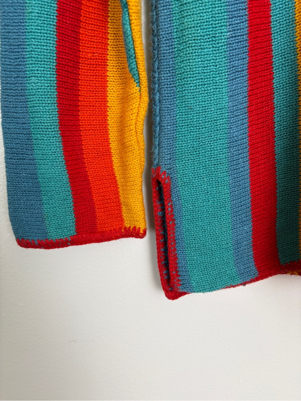 VTG 90s Funky Rainbow Knit Sweater with Retro Vibes - Picture 4 of 8